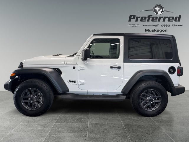 Used 2024 Jeep Wrangler Sport AWD/4WD image 9