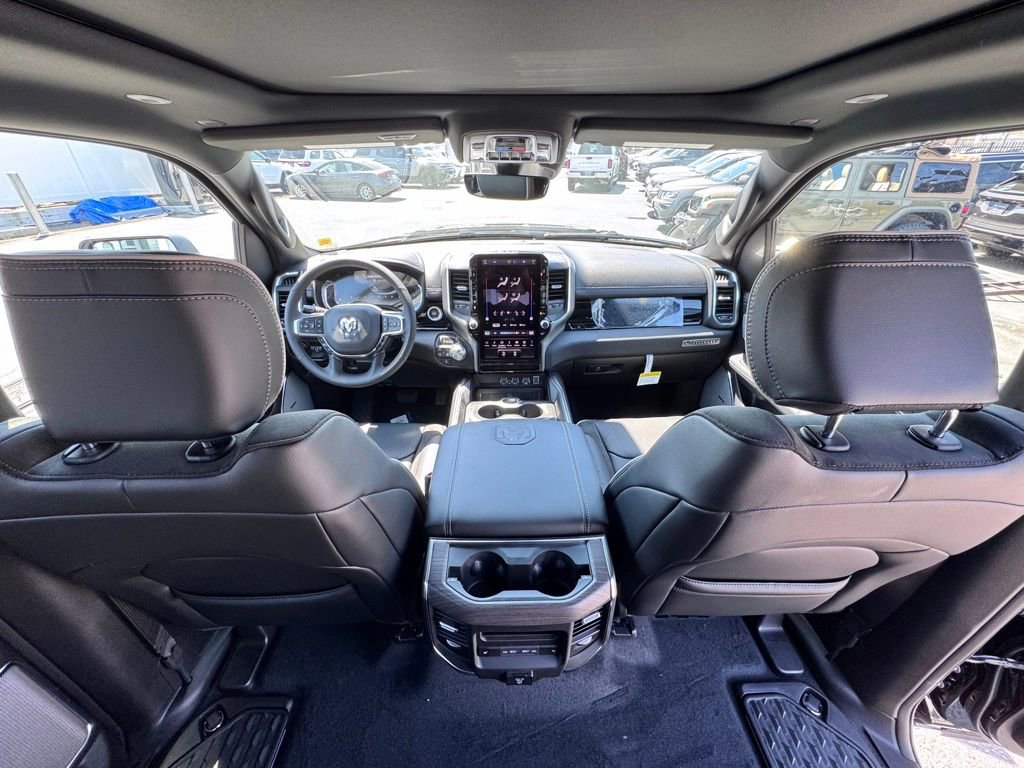 New 2026 RAM 1500 Laramie AWD/4WD image 24