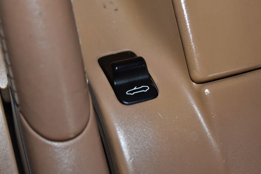 Used 2006 Porsche Boxster image 17