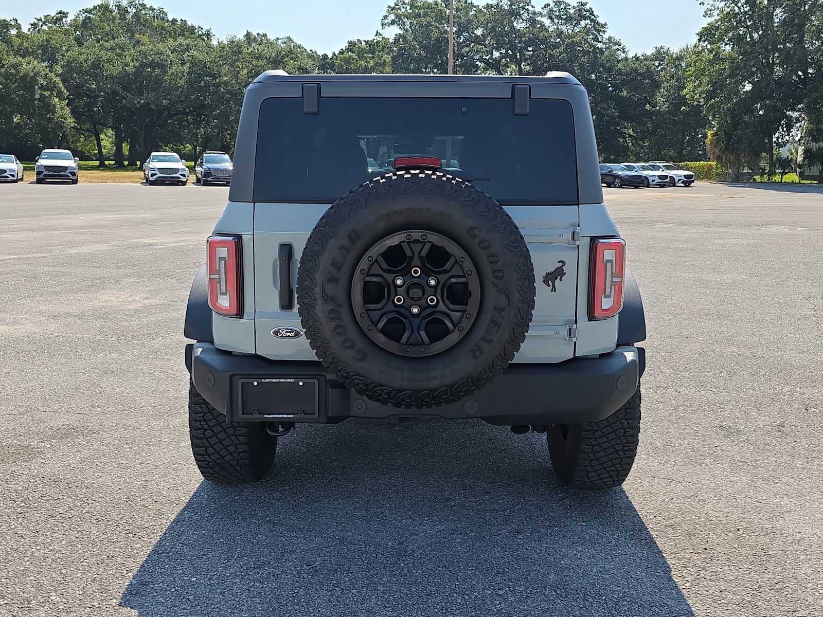 Used 2024 Ford Bronco Wildtrak image 8