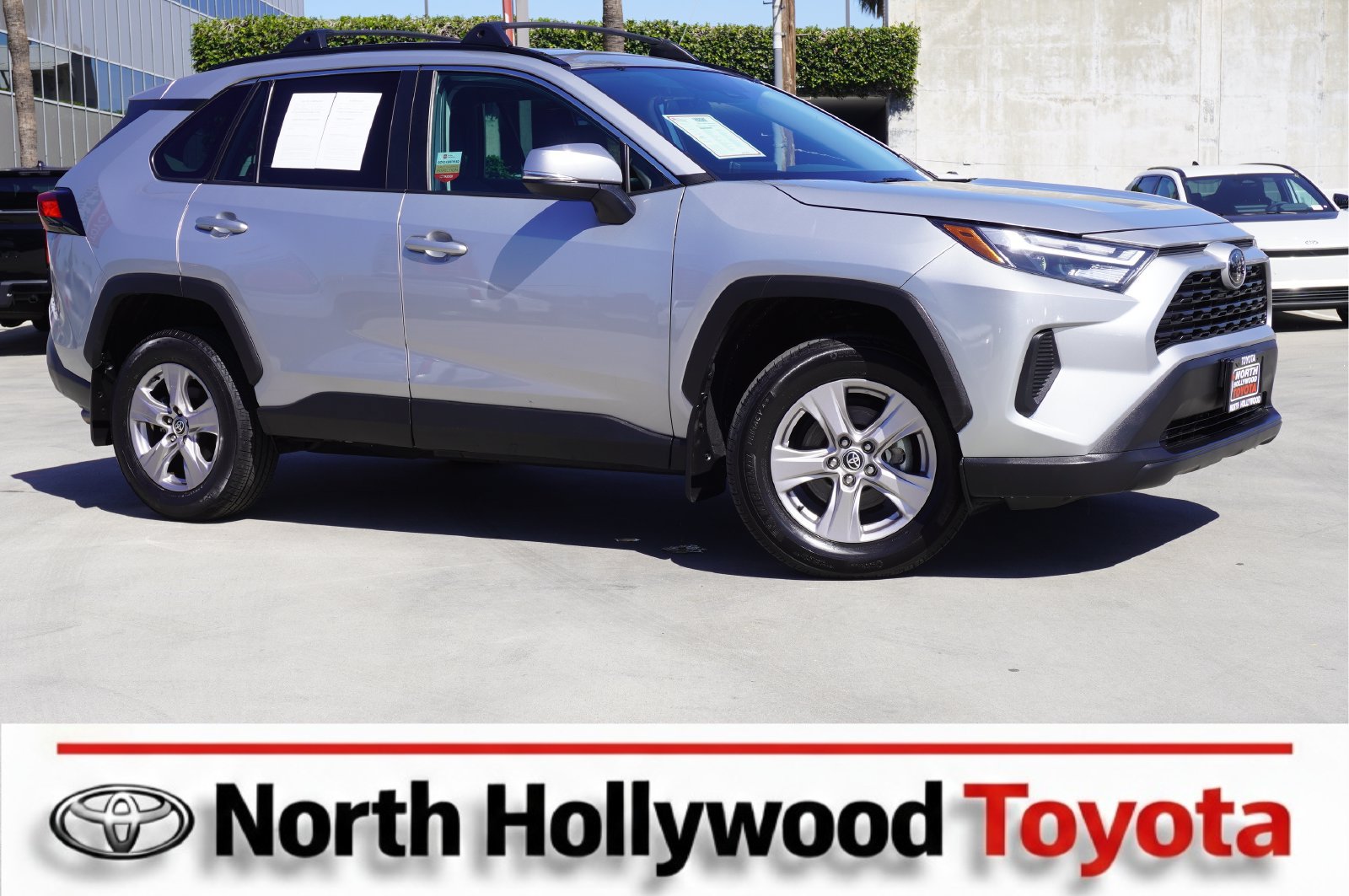 Certified 2024 Toyota RAV4 XLE FWD image 1