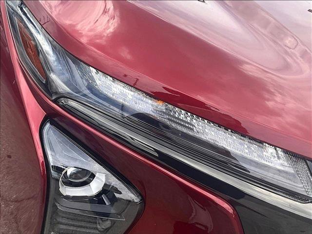 Certified 2024 Chevrolet Trax RS FWD image 30
