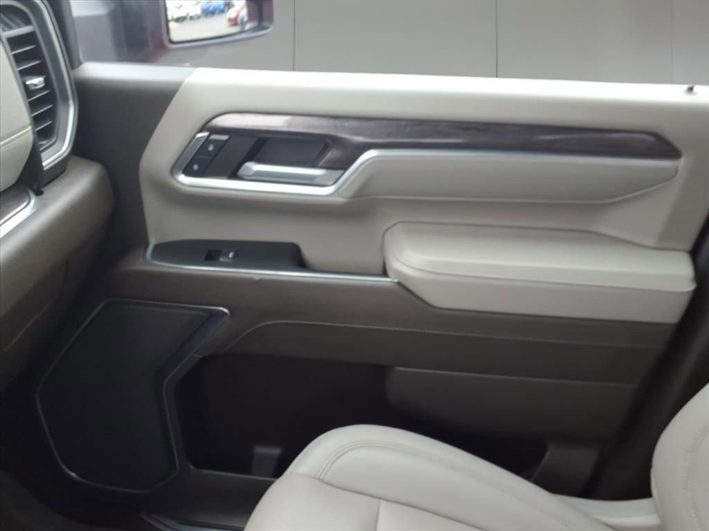 Used 2024 Chevrolet Silverado 2500 LTZ image 23