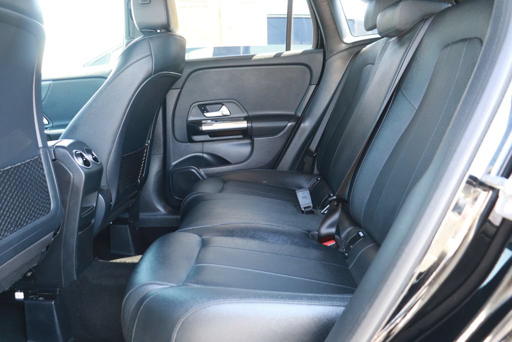 Used 2025 Mercedes-Benz GLA 250 image 14