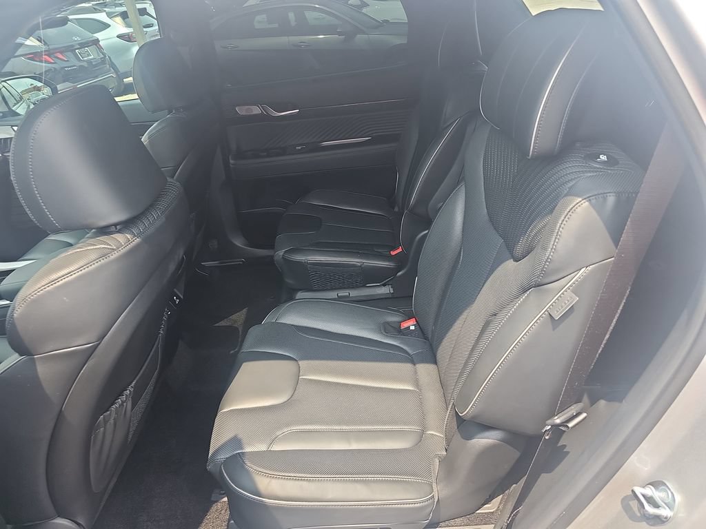 Used 2025 Hyundai Palisade Calligraphy AWD/4WD image 15
