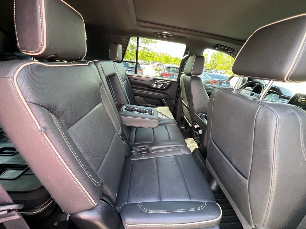 Used 2023 GMC Yukon SLT AWD/4WD image 28