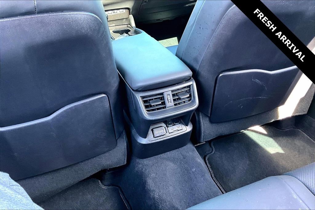 Used 2024 Lexus ES 350 F Sport w/ Accessory Package (Z2) image 10