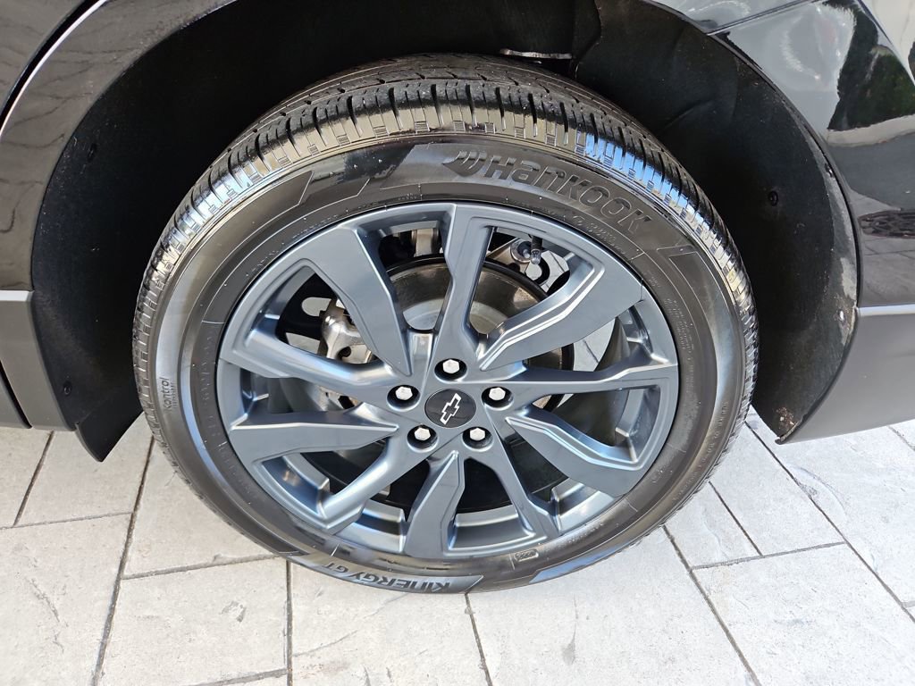 Used 2022 Chevrolet Equinox RS w/ RS Leather Package image 35