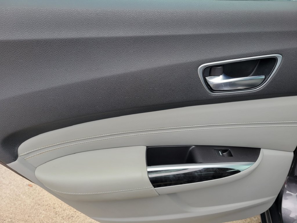 Used 2020 Acura TLX FWD image 12