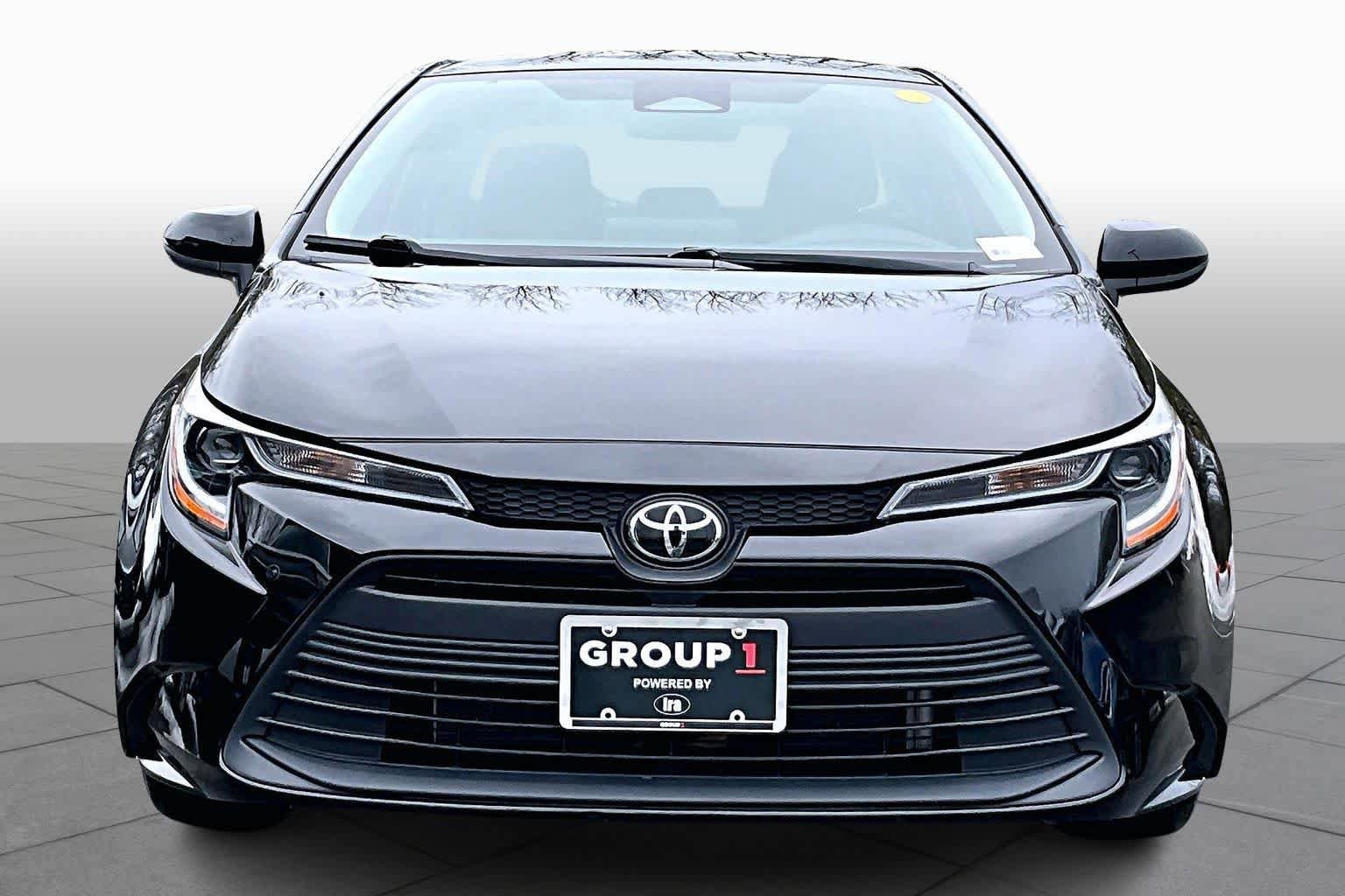 Used 2024 Toyota Corolla LE image 4