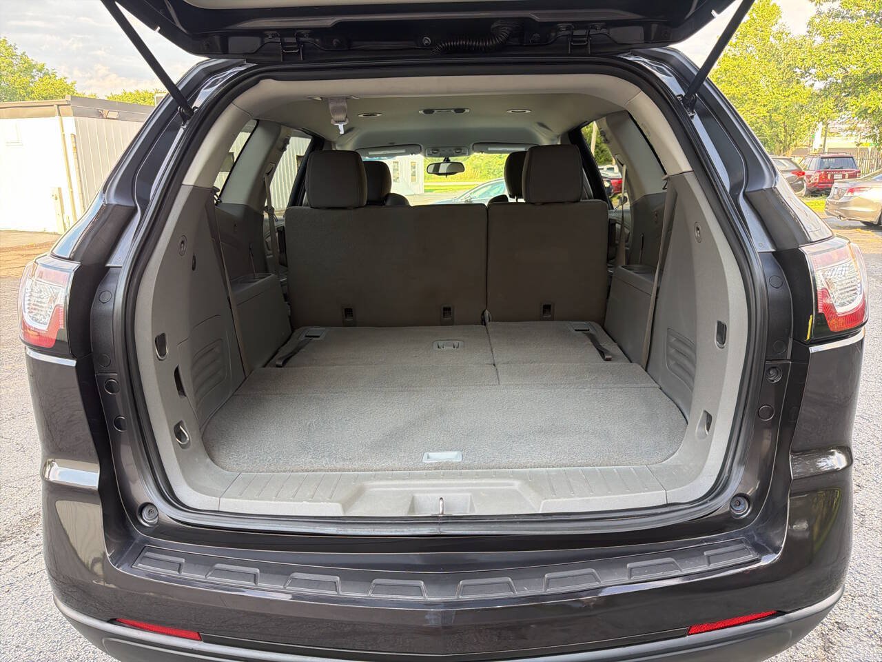 Used 2016 Chevrolet Traverse LS FWD image 27