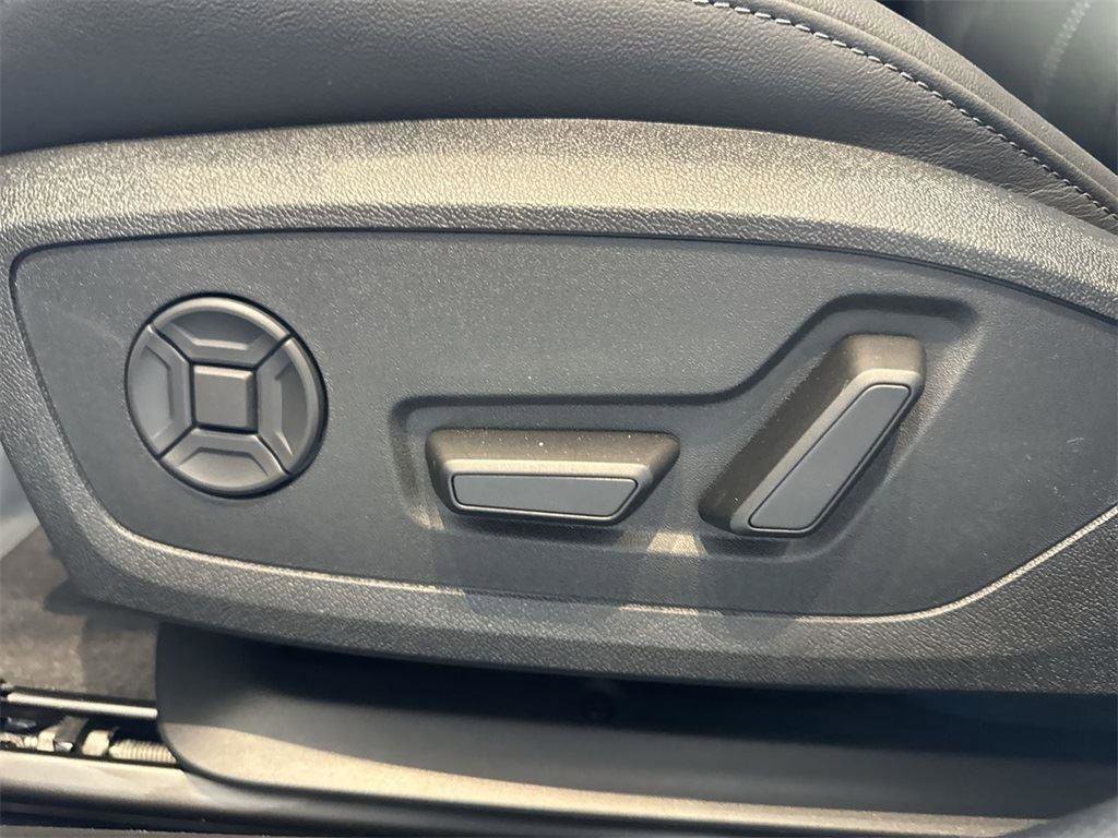 New 2026 Audi A6 Premium Plus AWD/4WD image 12