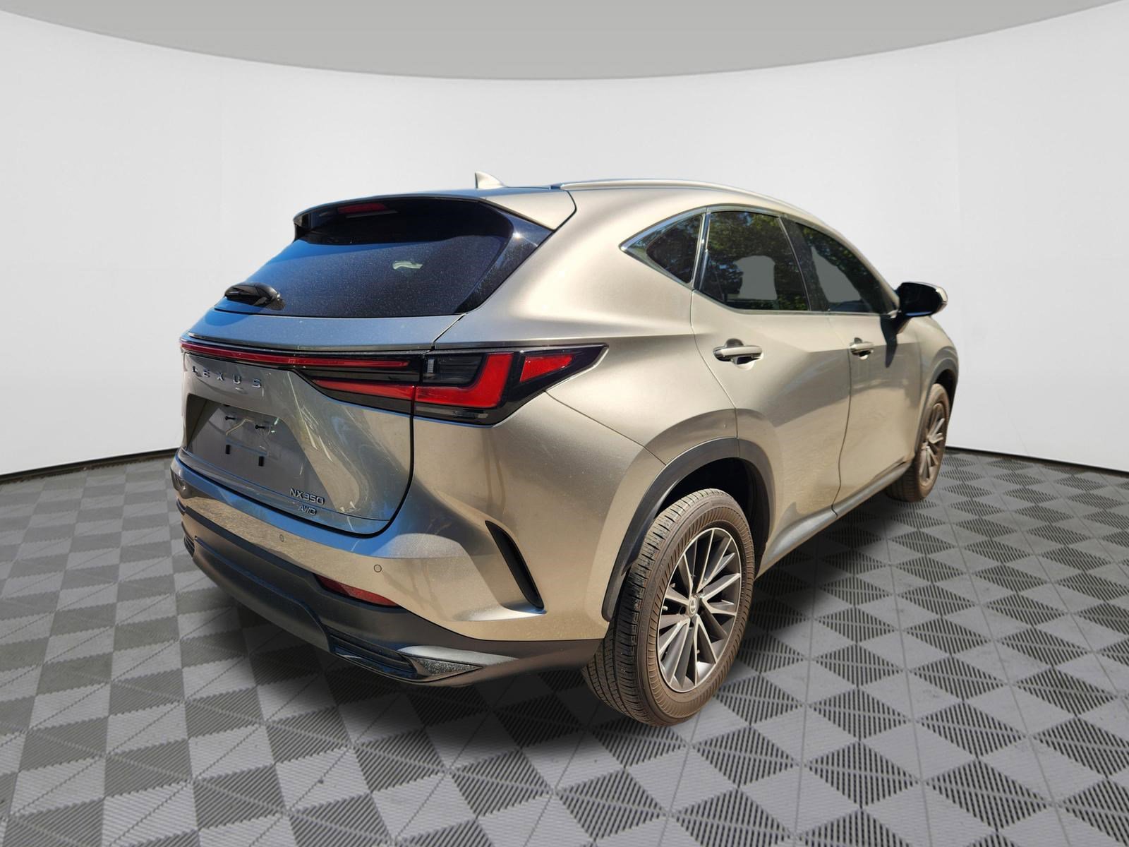 Used 2023 Lexus NX 350 AWD image 4
