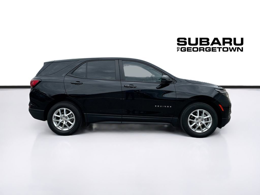 Used 2023 Chevrolet Equinox LS image 8