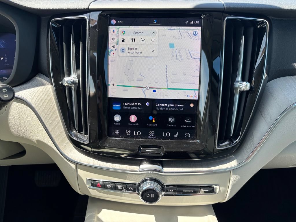 Certified 2023 Volvo XC60 B5 Plus w/ Climate Package AWD/4WD image 9