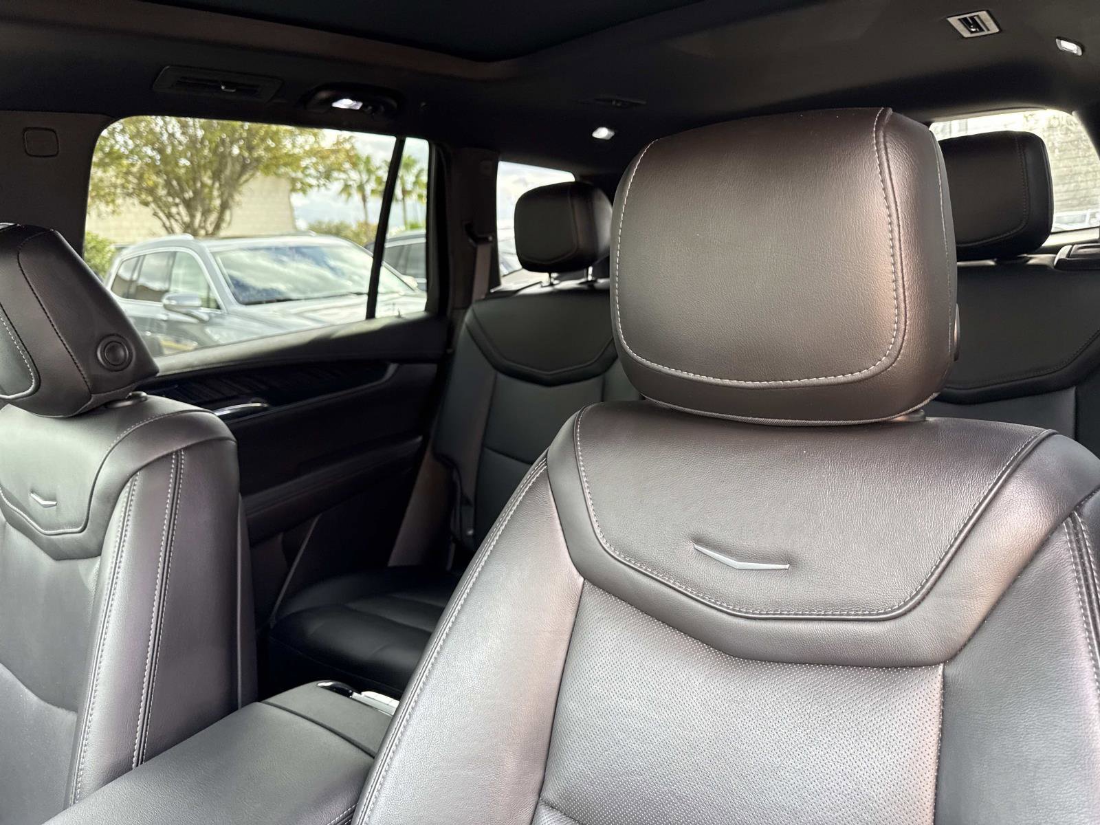 Certified 2022 Cadillac XT6 Premium Luxury image 23