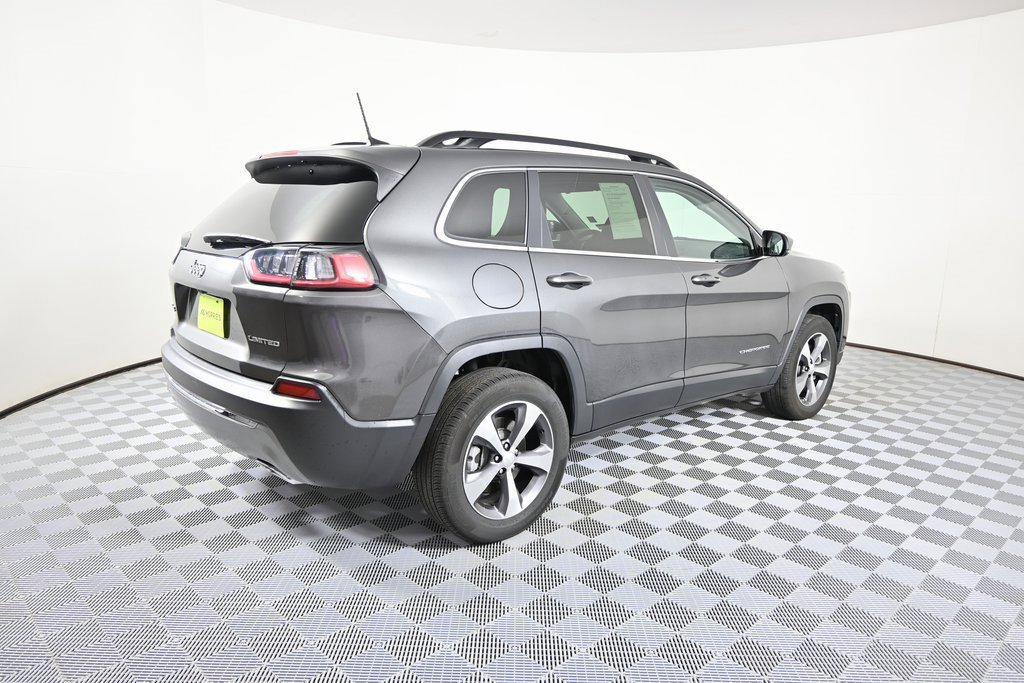 Used 2022 Jeep Cherokee Limited image 6