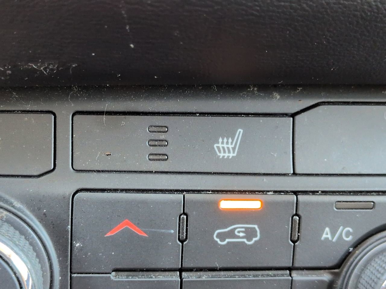 Used 2021 Dodge Durango SXT AWD/4WD image 23