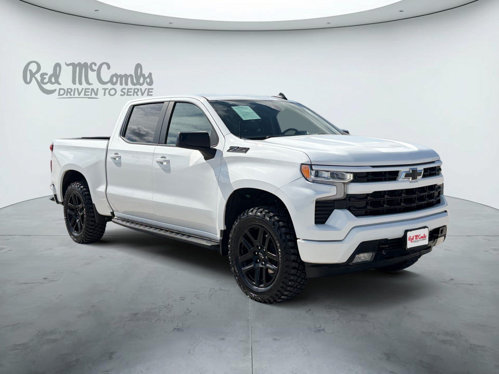 Used 2025 Chevrolet Silverado 1500 RST w/ Z71 Off-Road Package AWD/4WD image 3