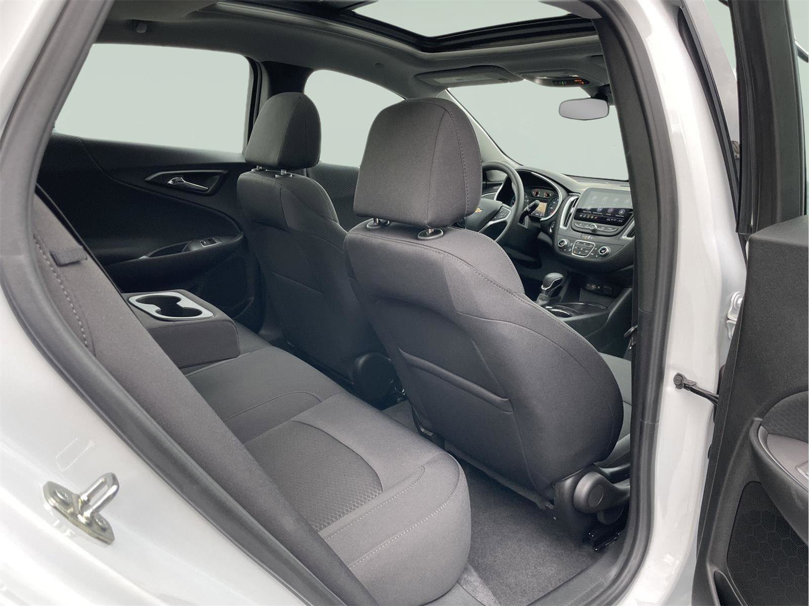 Used 2023 Chevrolet Malibu LT image 17