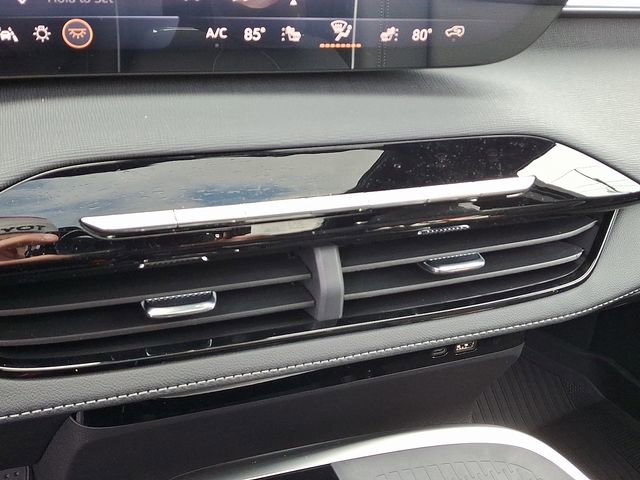 New 2026 Buick Enclave Sport Touring w/ Power Package image 17