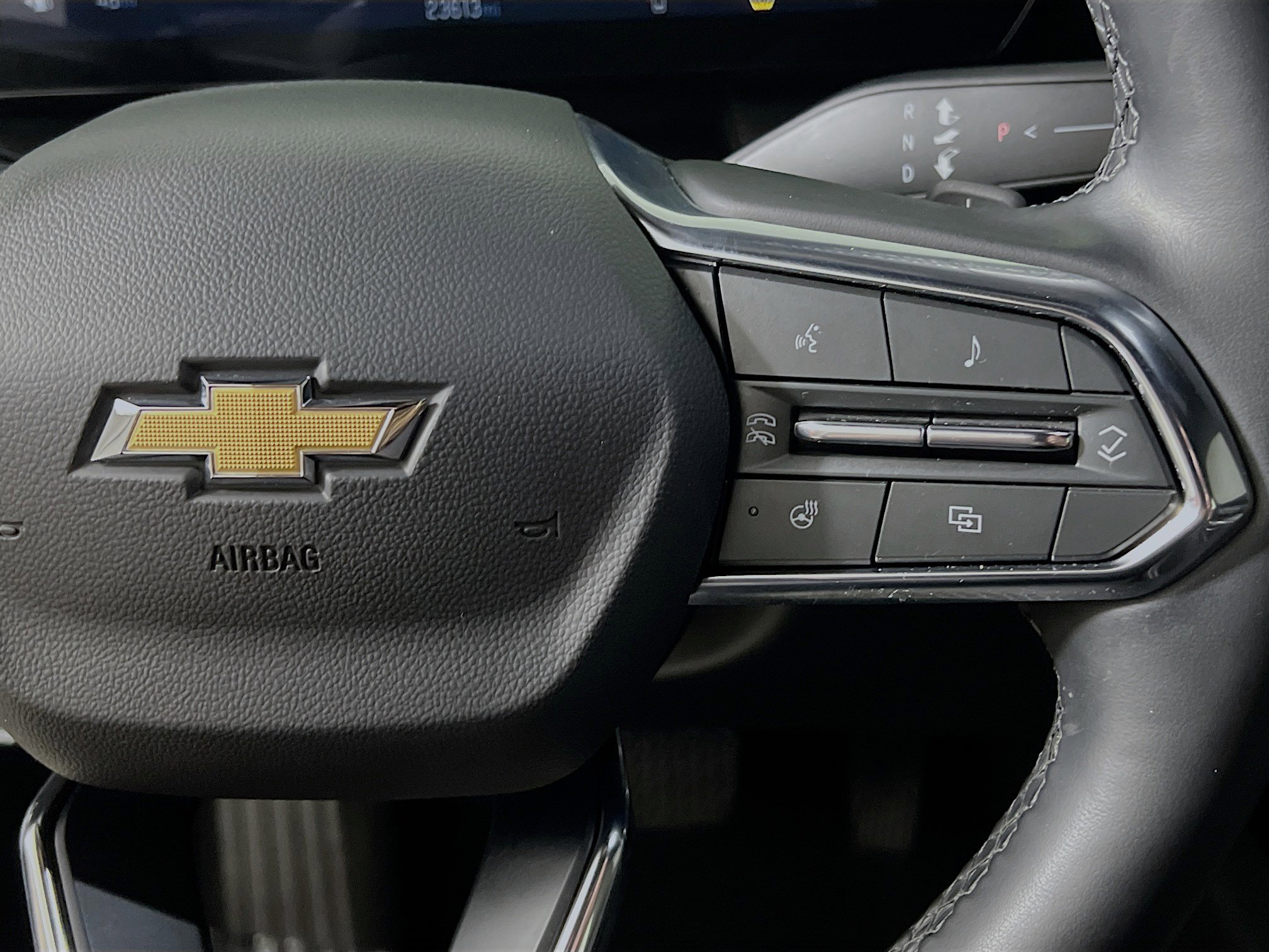 Used 2025 Chevrolet Equinox LT w/ Safety and Technology Package image 20