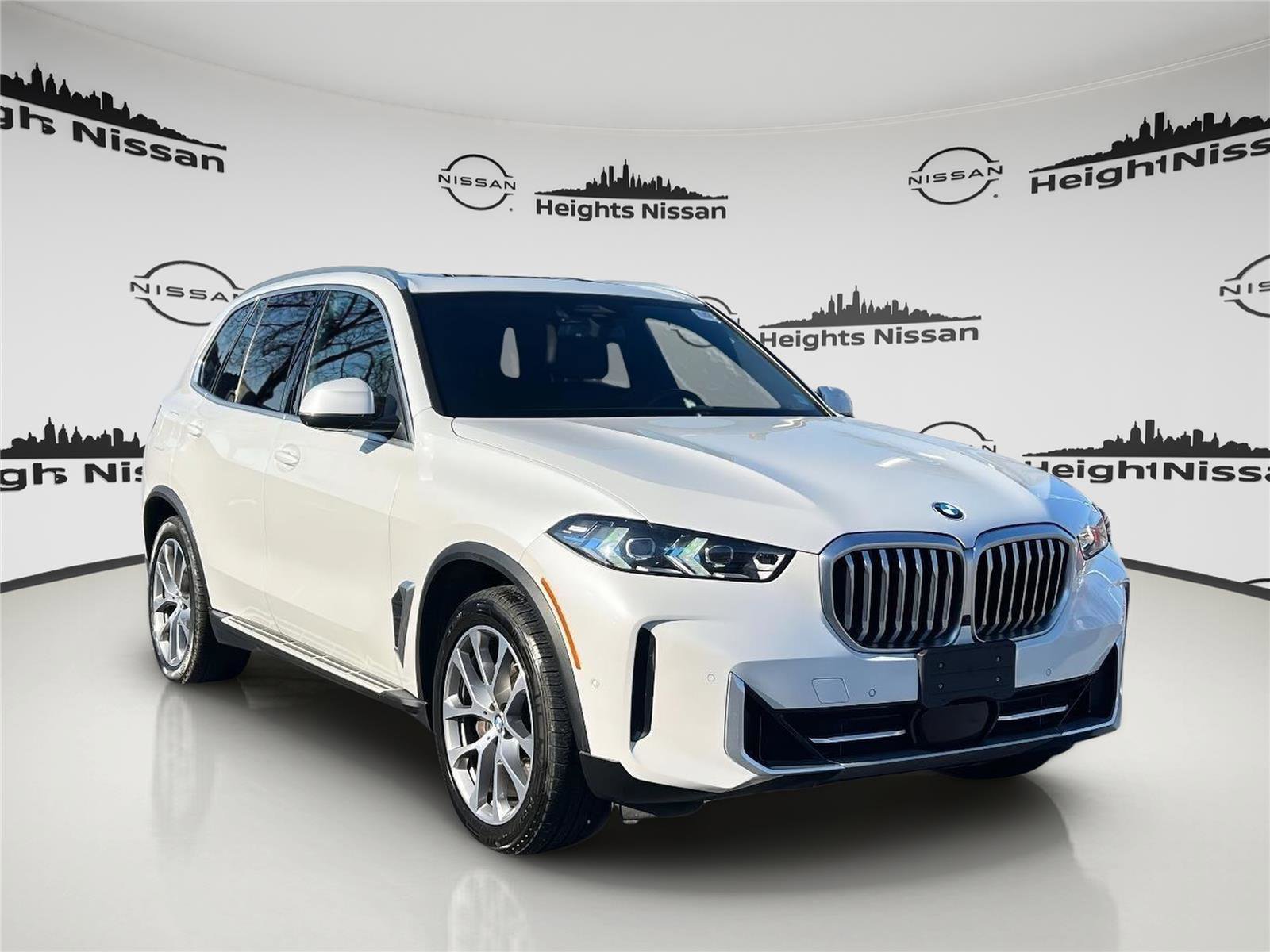 Used 2024 BMW X5 xDrive40i image 1