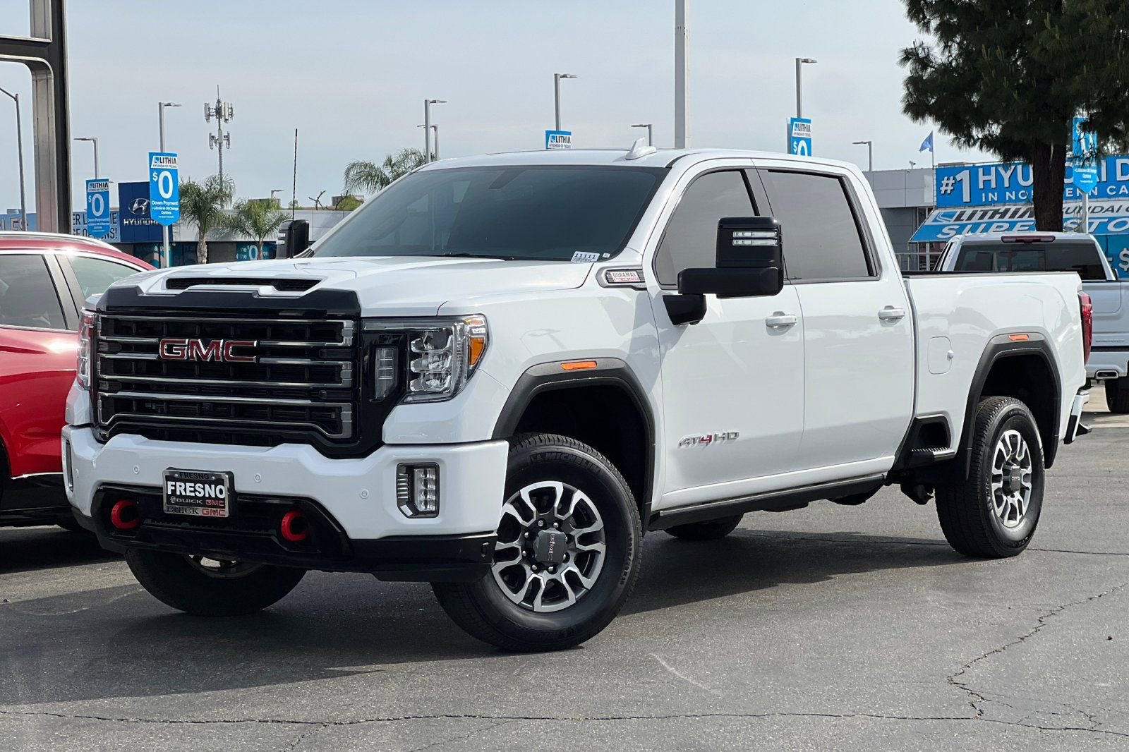 Used 2023 GMC Sierra 2500 AT4 w/ AT4 Preferred Package image 8