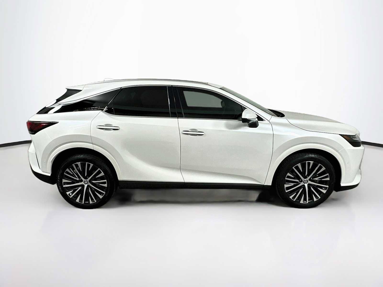 Used 2024 Lexus RX 350 w/ Convenience Package AWD/4WD image 8