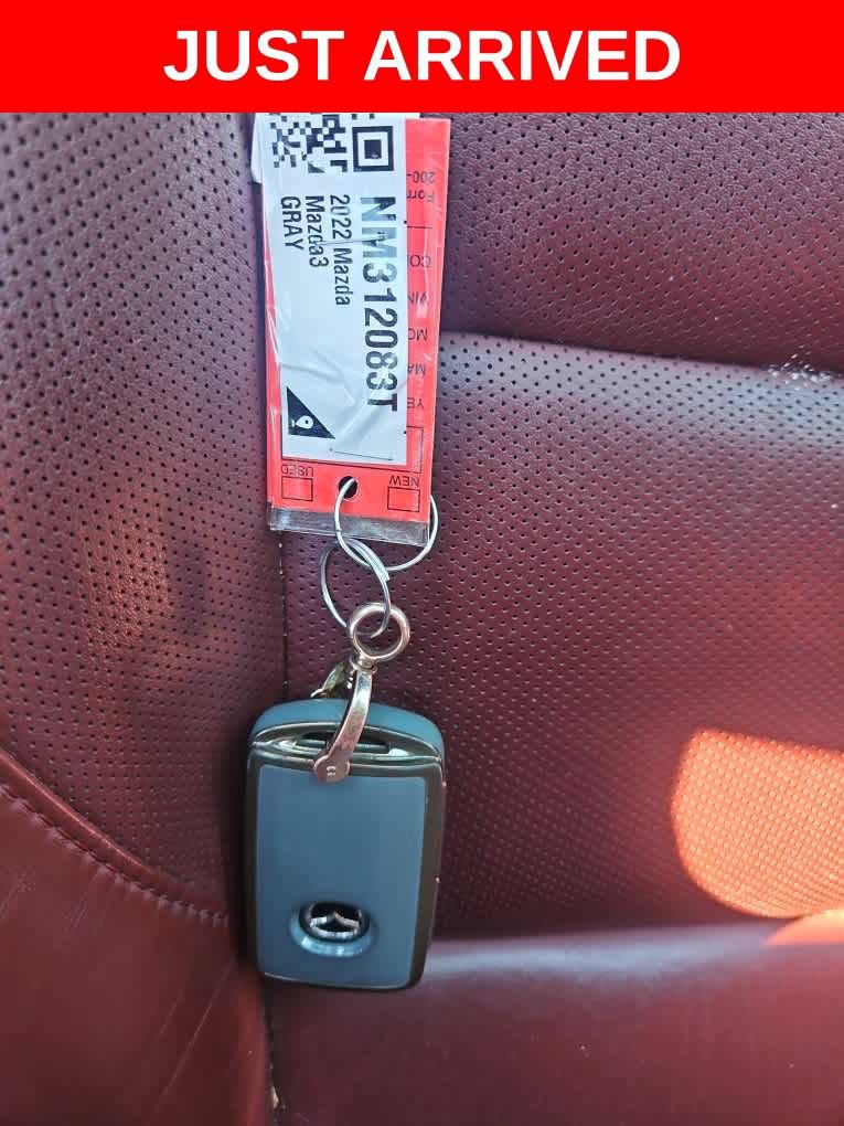 Used 2022 MAZDA MAZDA3 s FWD image 17