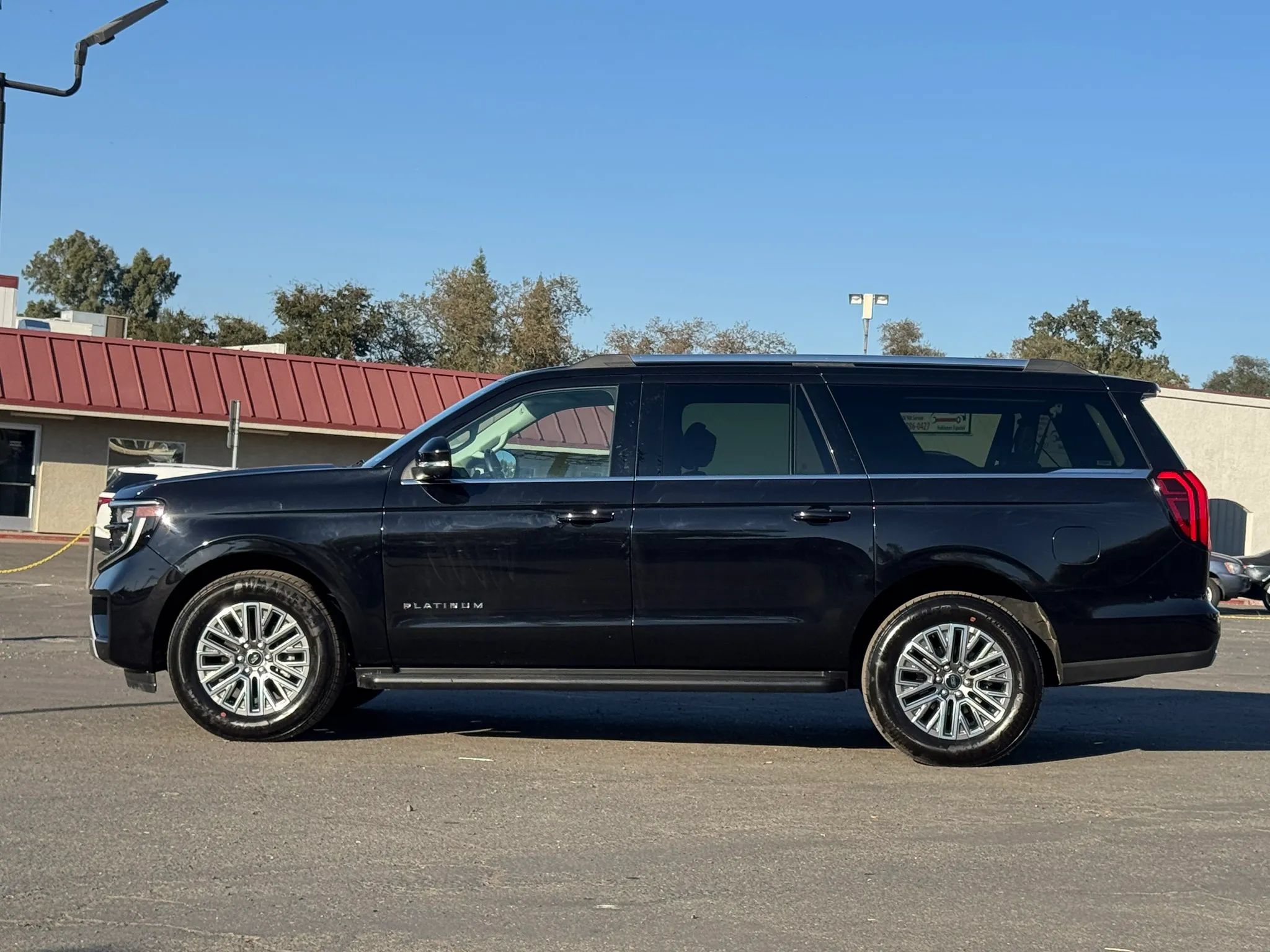 Used 2026 Ford Expedition Max Platinum AWD/4WD image 8