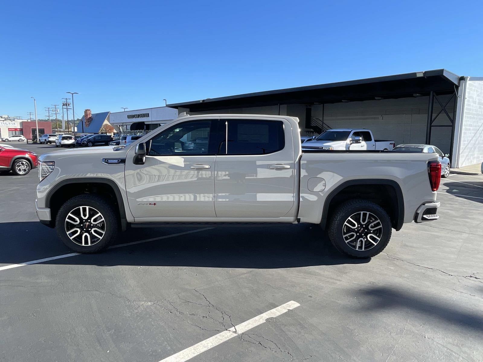 New 2026 GMC Sierra 1500 AT4 w/ AT4 Premium Package image 8