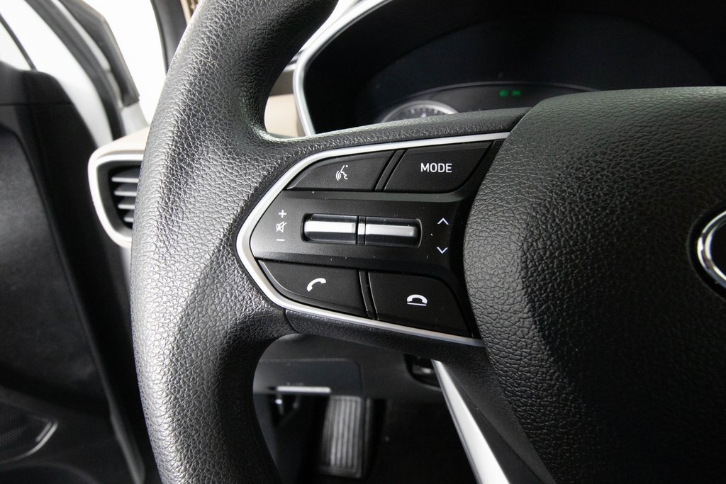 Used 2020 Hyundai Santa Fe SE image 27