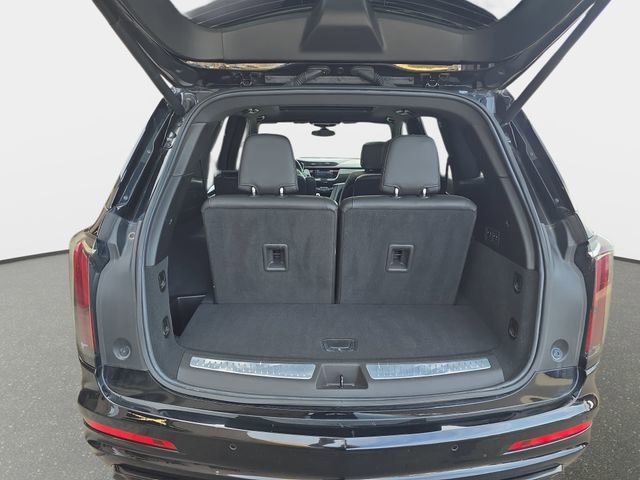 Used 2023 Cadillac XT6 Sport image 14