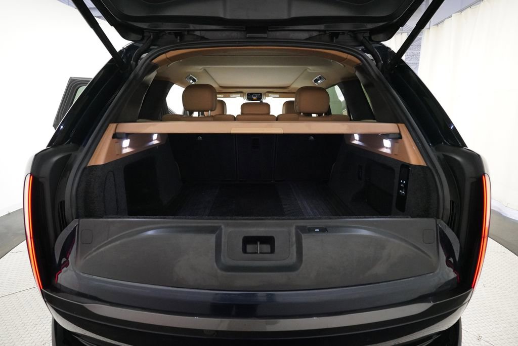 Used 2023 Land Rover Range Rover SE image 10
