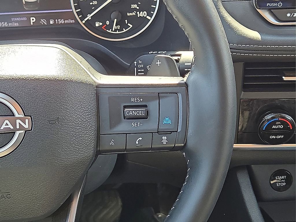 Used 2025 Nissan Rogue SV image 19