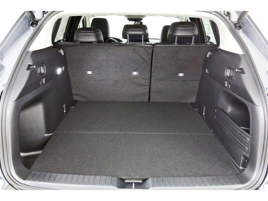 Used 2025 MAZDA CX-50 2.5 Hybrid w/ Premium Plus Pkg image 7