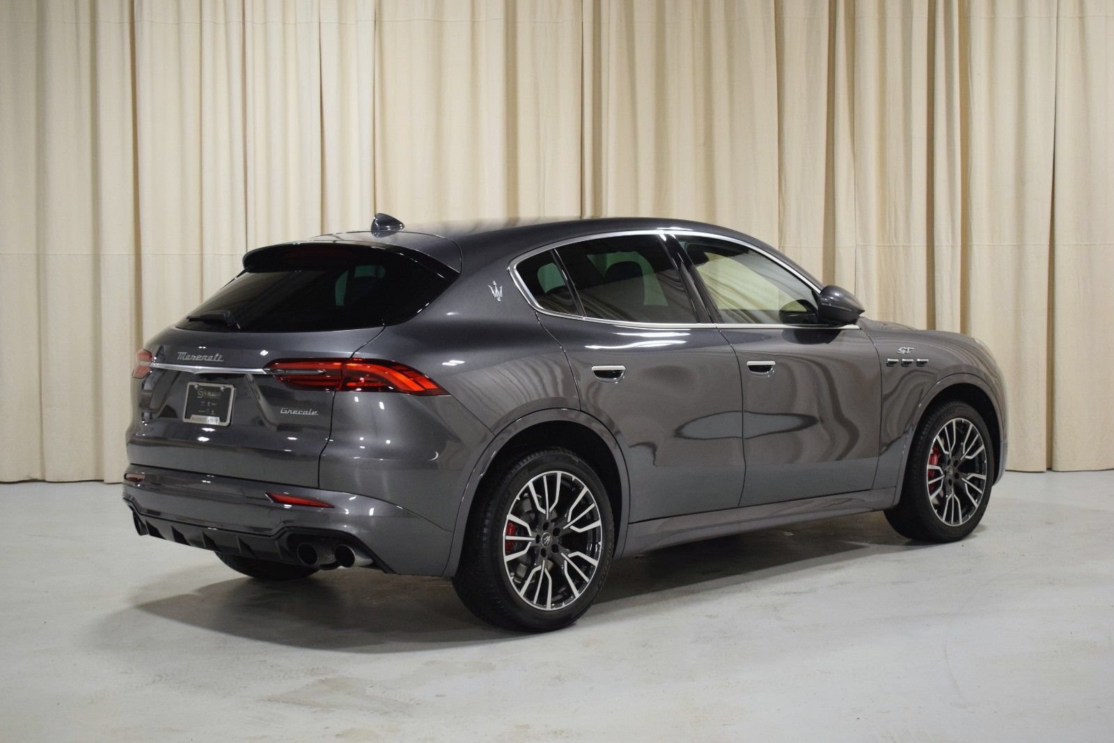 Certified 2024 Maserati Grecale Modena AWD/4WD image 11