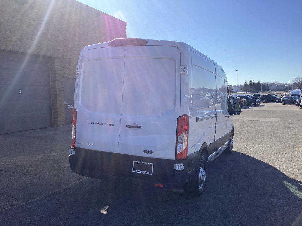 Used 2024 Ford Transit 250 148 Medium Roof Extended AWD image 3