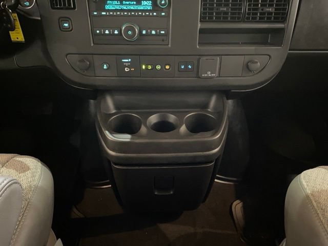 Used 2025 Chevrolet Express 3500 LT w/ LT Preferred Equipment Group RWD image 14