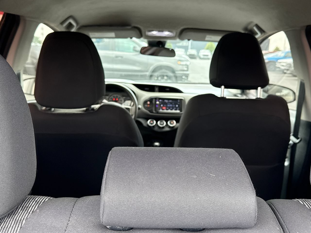 Used 2017 Toyota Yaris L FWD image 10