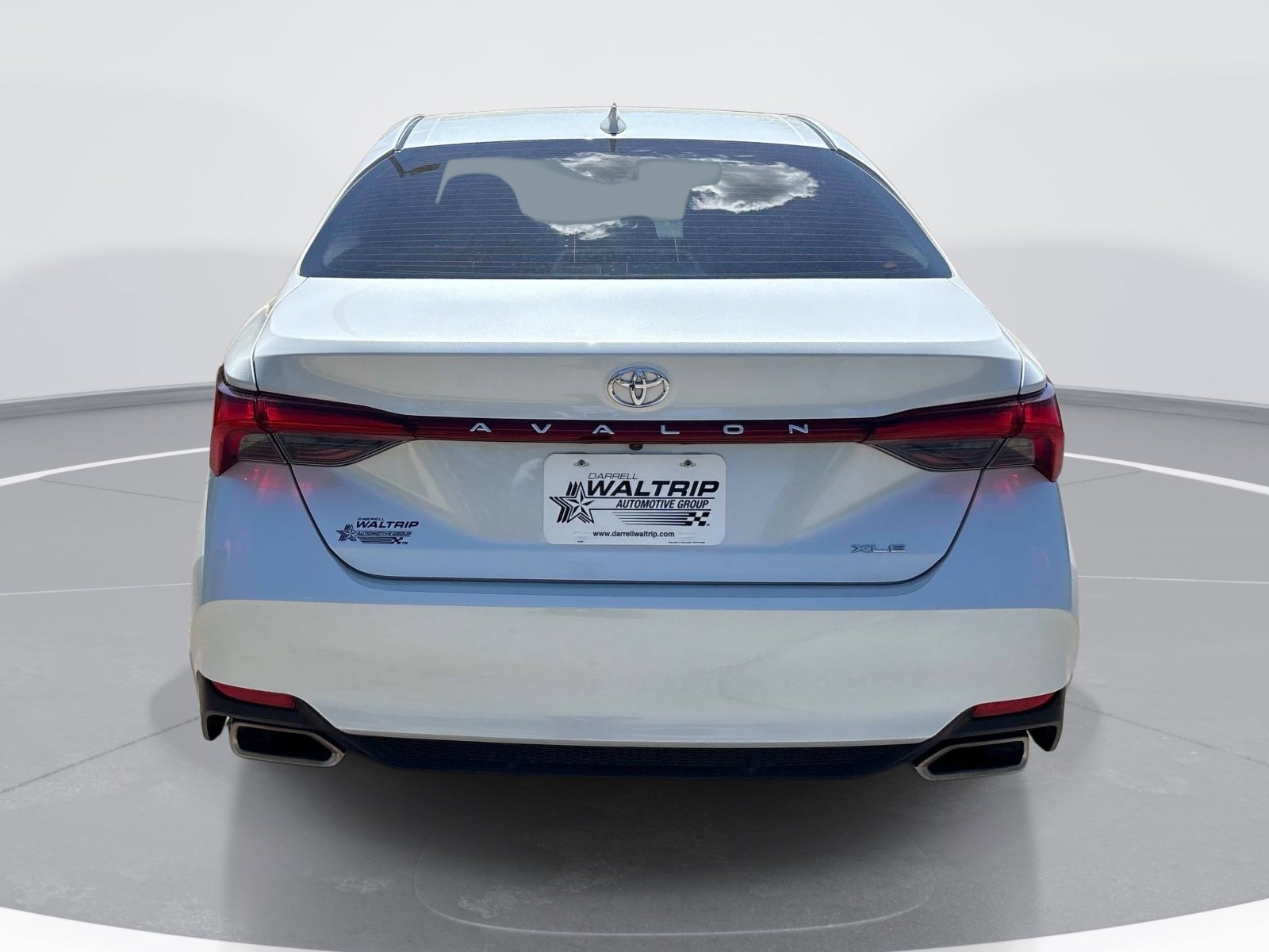 Used 2020 Toyota Avalon XLE w/ All Weather Liner Package FWD image 7