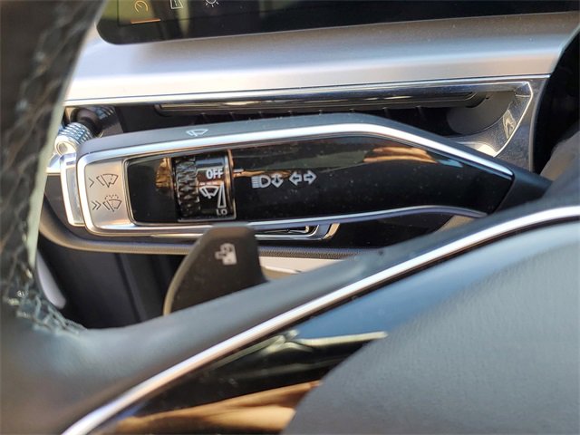 Certified 2024 Cadillac Lyriq Luxury image 14