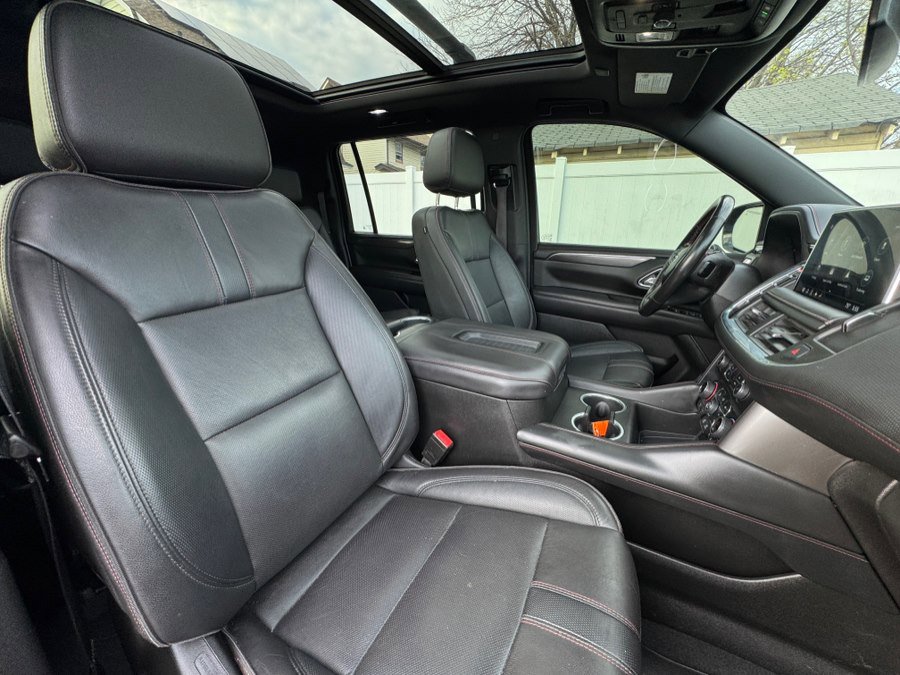 Used 2021 Chevrolet Suburban RST w/ Luxury Package image 42