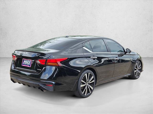 Used 2020 Nissan Altima 2.0 Platinum FWD image 5