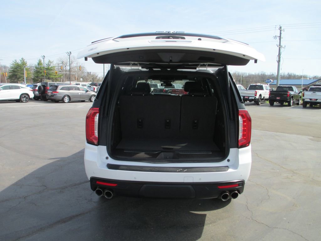 Used 2023 GMC Yukon Denali image 7
