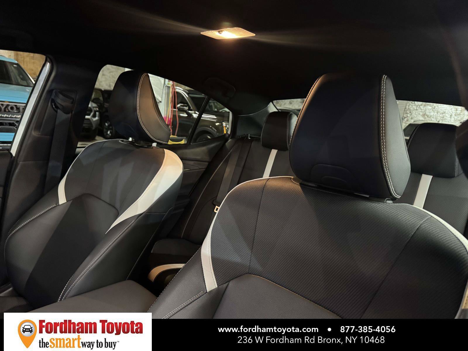 Used 2025 Toyota Camry SE FWD image 19