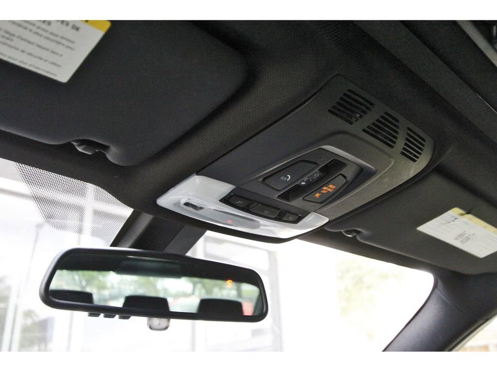 Used 2017 BMW 330e image 26