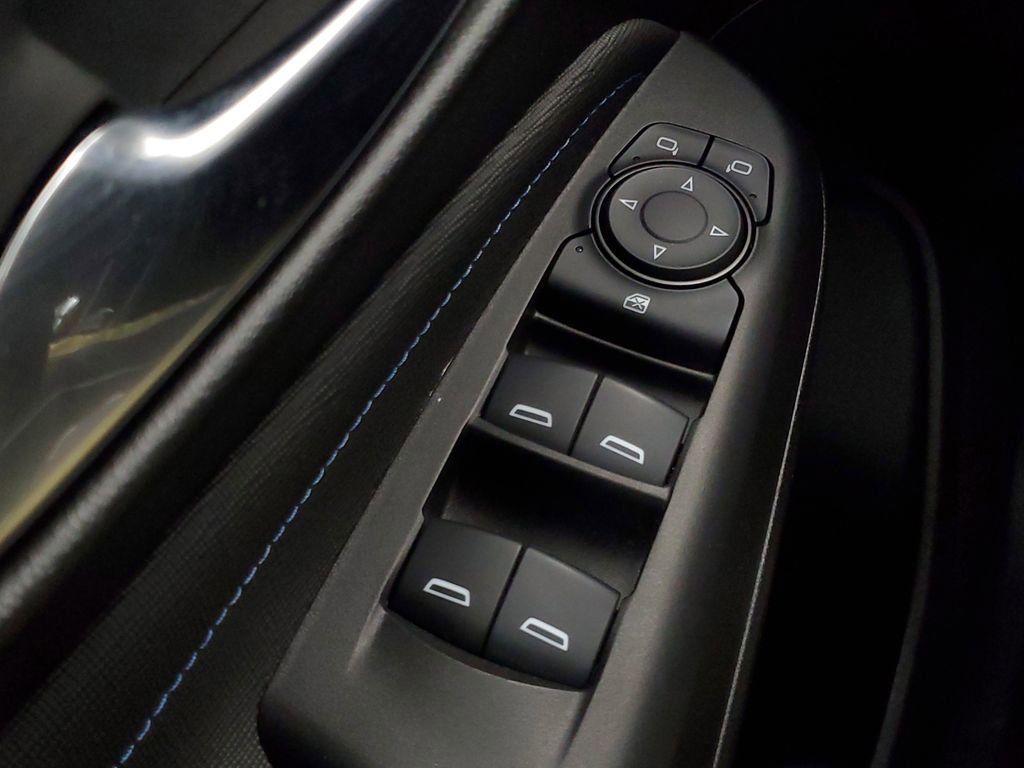 Used 2025 Buick Envista Sport Touring image 16