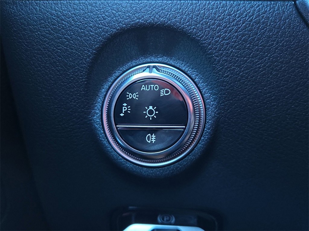 New 2026 Mercedes-Benz C 300 4MATIC Sedan image 27